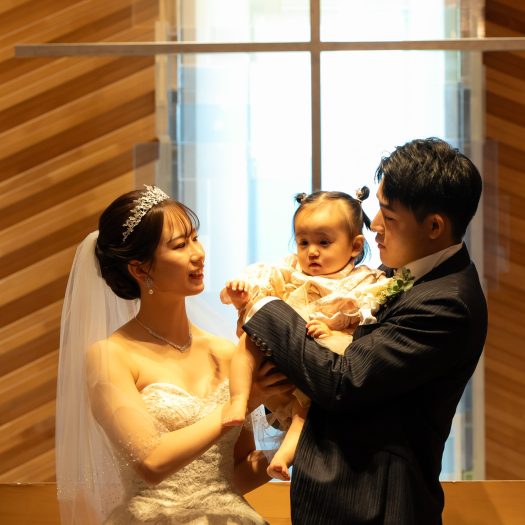 家族誕生と共にホテルで祝う “安心と幸福” のＷハッピー・パパママ婚～家族の絆～プラン