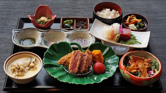 国産牛カツ御膳（1/5～）